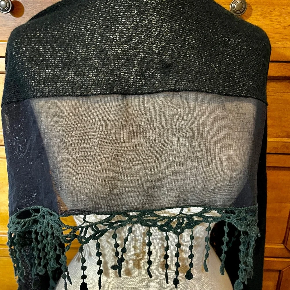 Pretty Black Fringe & Lace Scarf